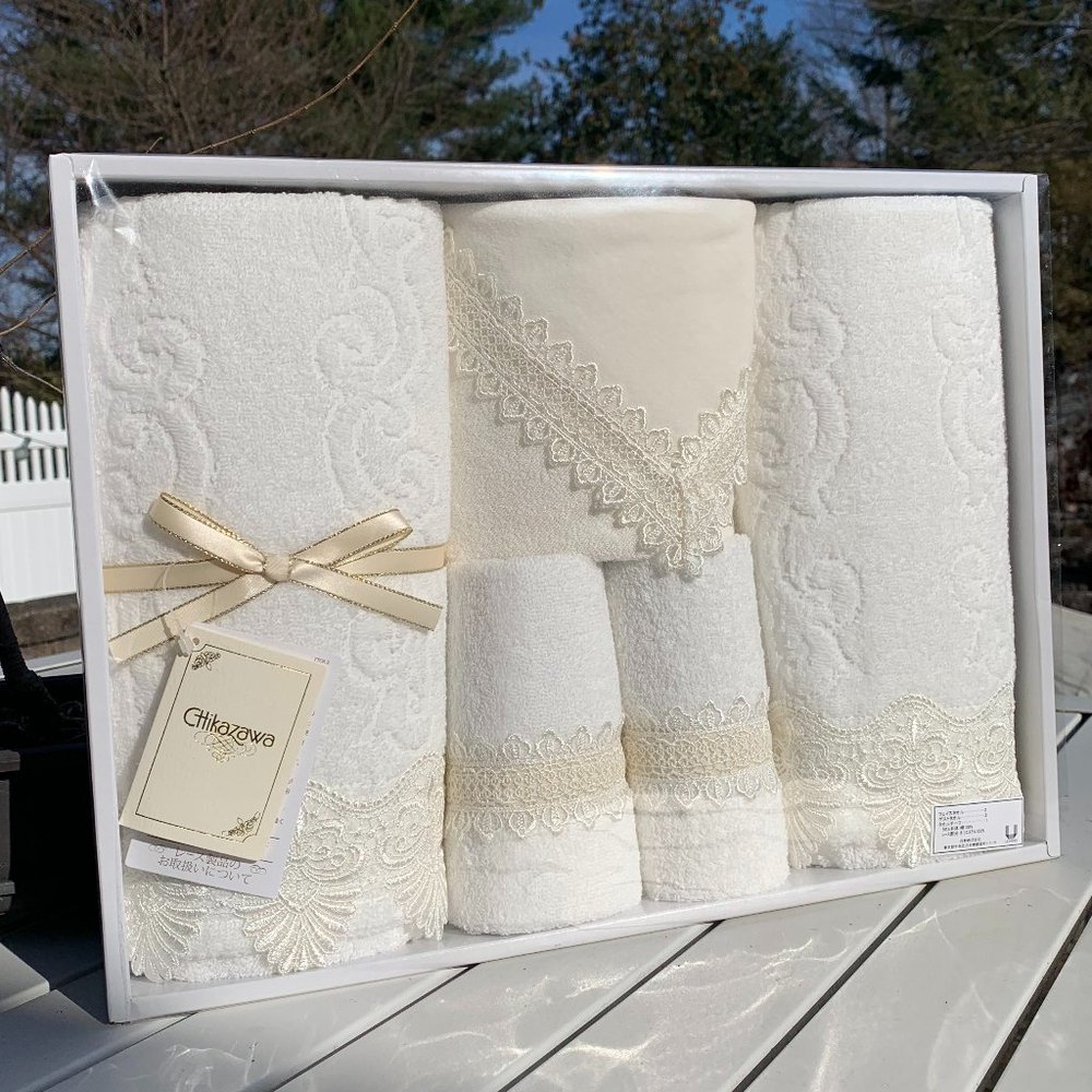 Japanese Chikazawa Guest Towel Linen Box Set